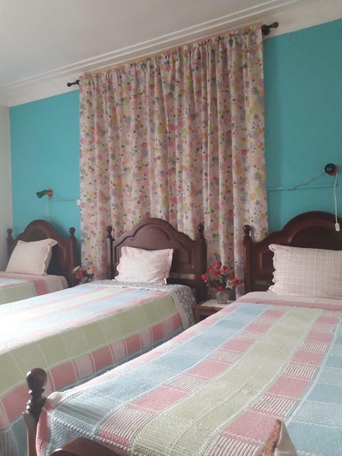 Casa de hóspedes Pensao Galicia *